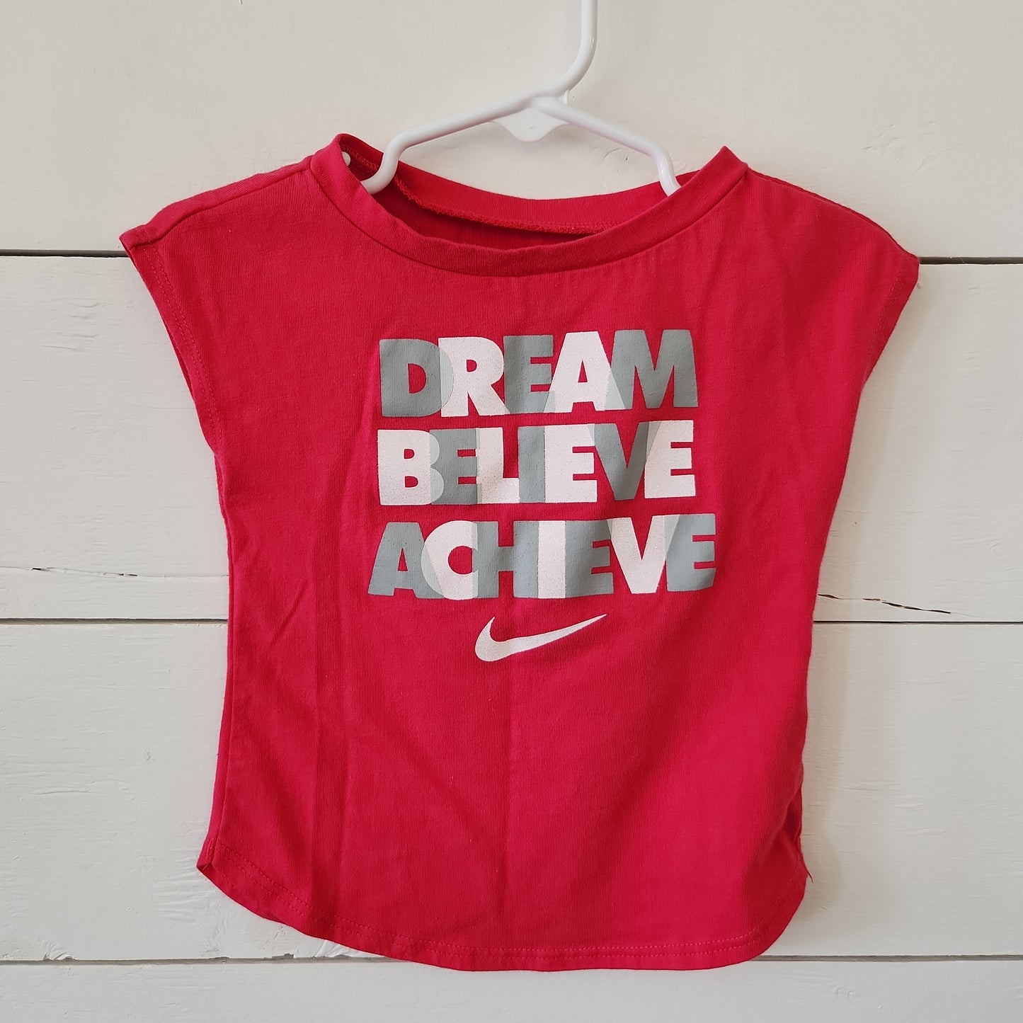 Size 18m | Nike tee | Secondhand