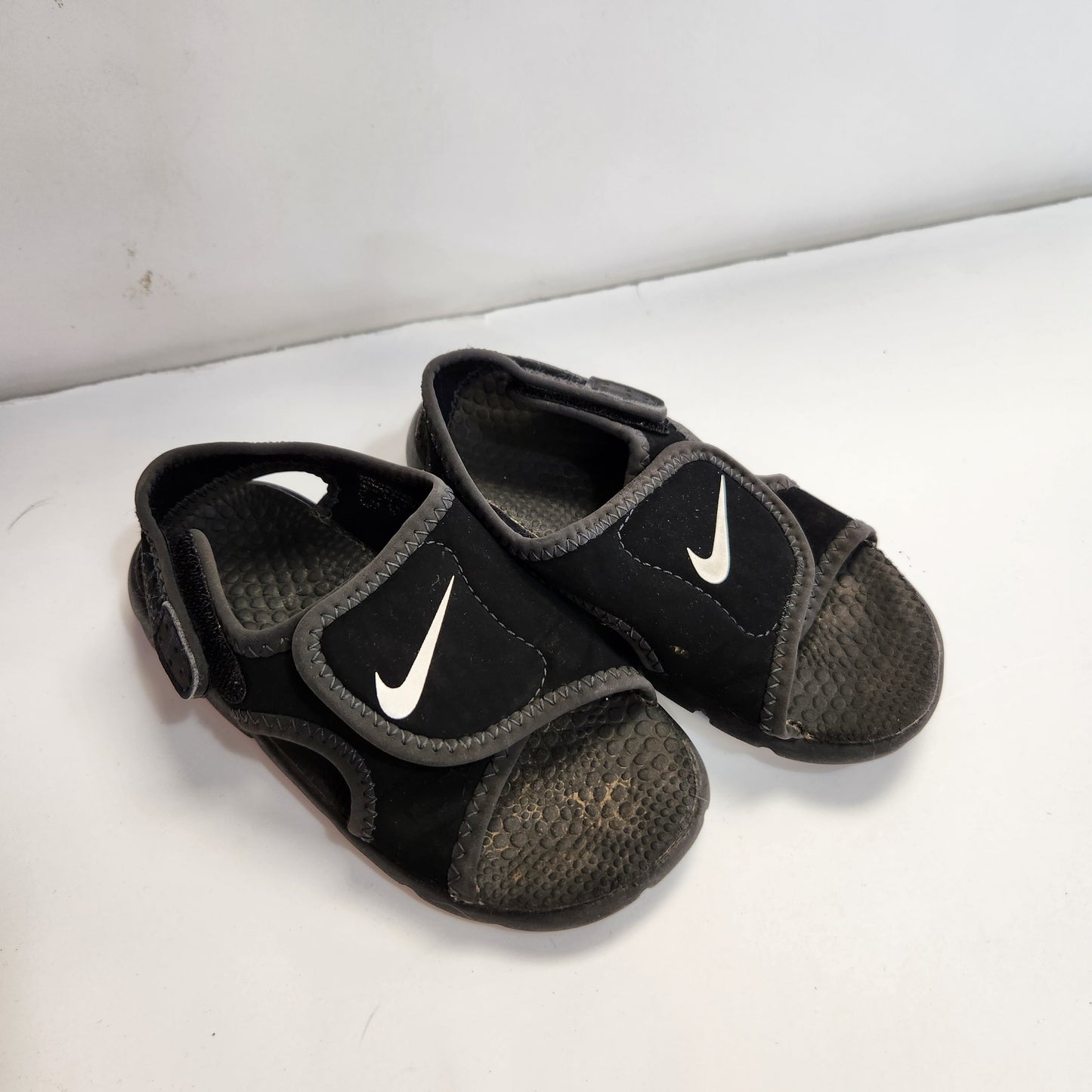 Size 6 | Nike Athletic Sandals