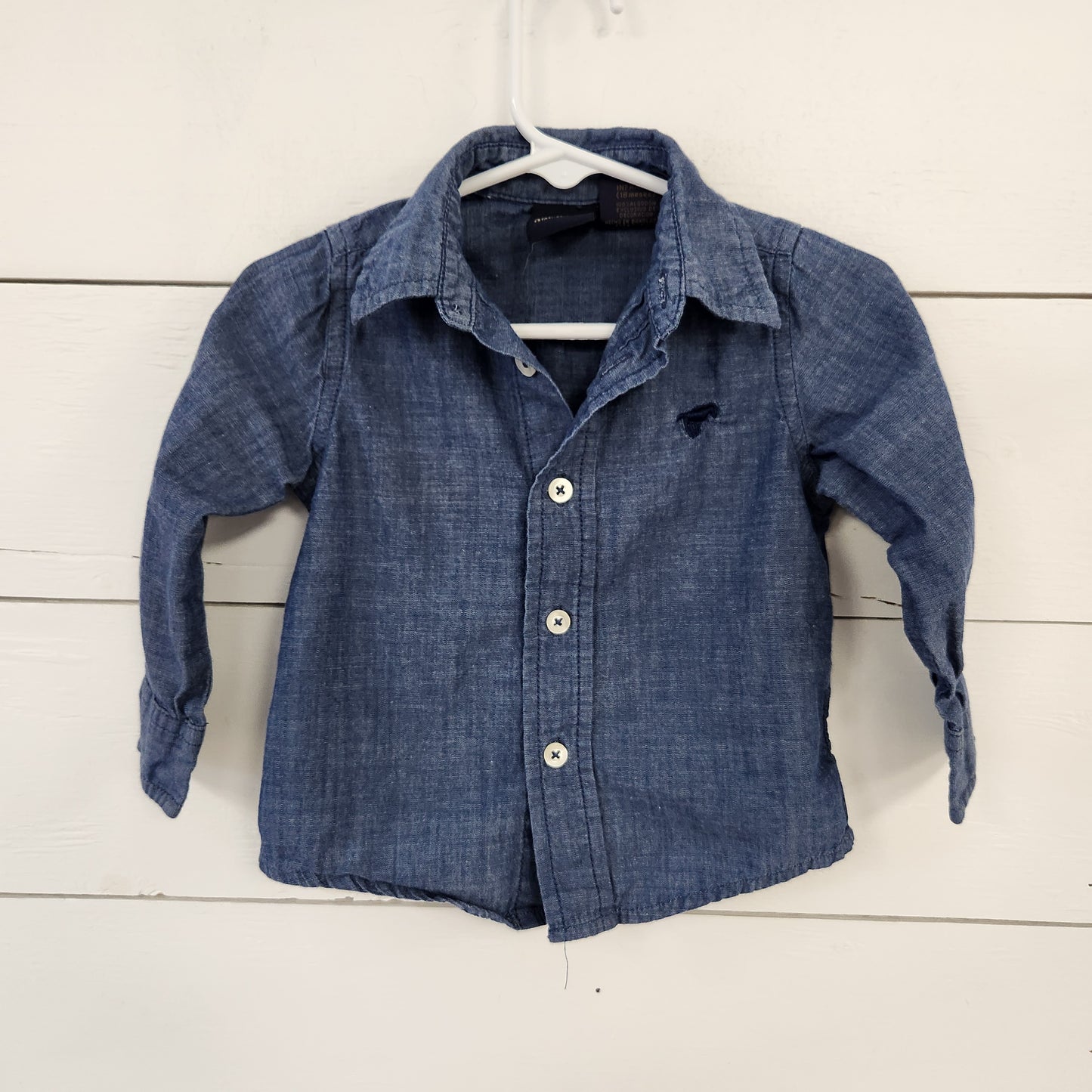 Size 18m | Wrangler Button Down Shirt