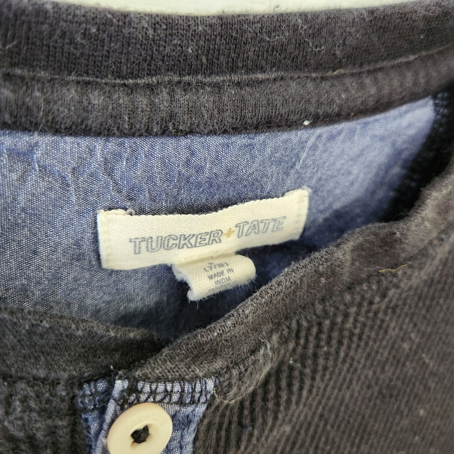 Size 7-8 | Tucker + Tate Black Henley | UBNUU