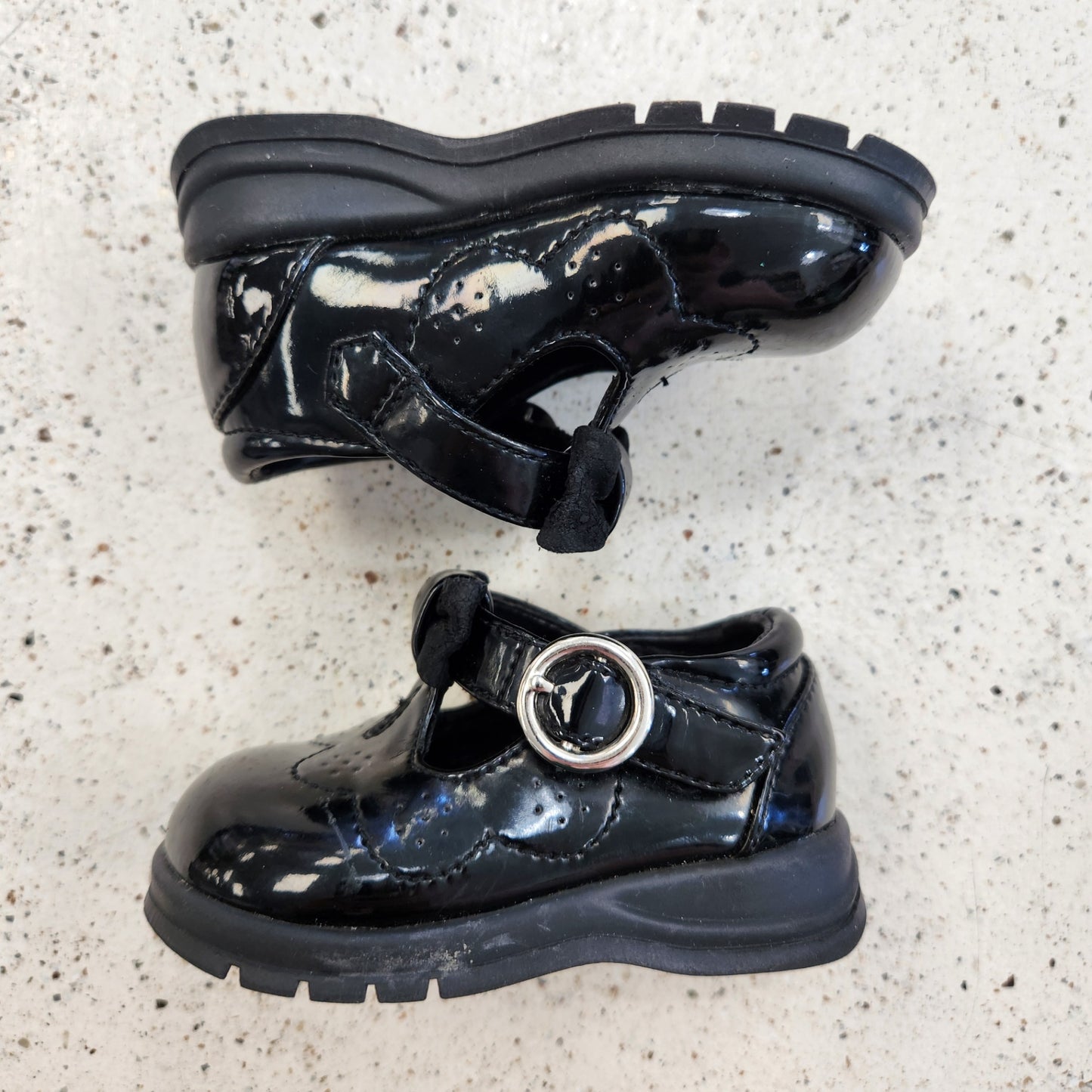 Size 2 | McKIDS Vintage Kids' Shoes | UBNUU