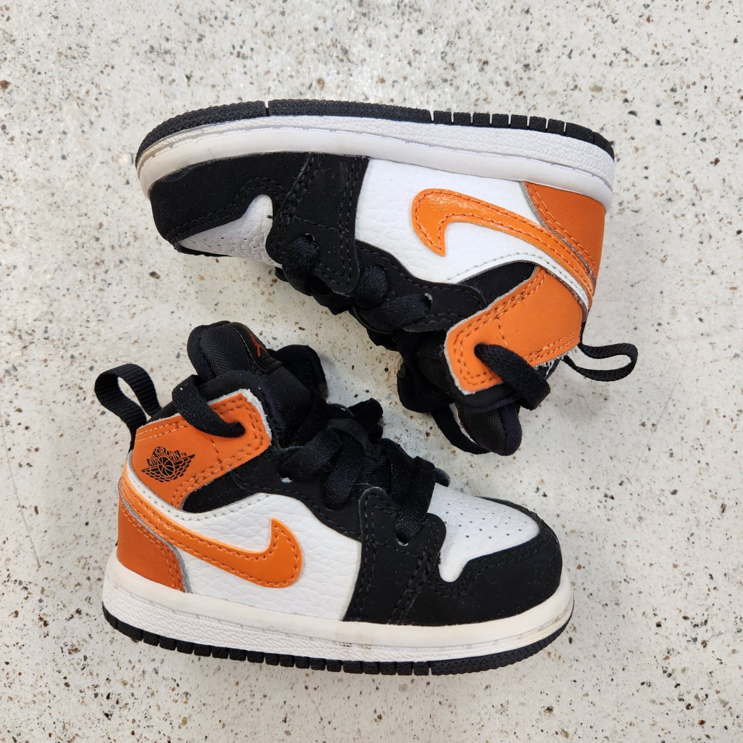 Size 4 | Nike Air Jorda Kids' Shoes | UBNUU