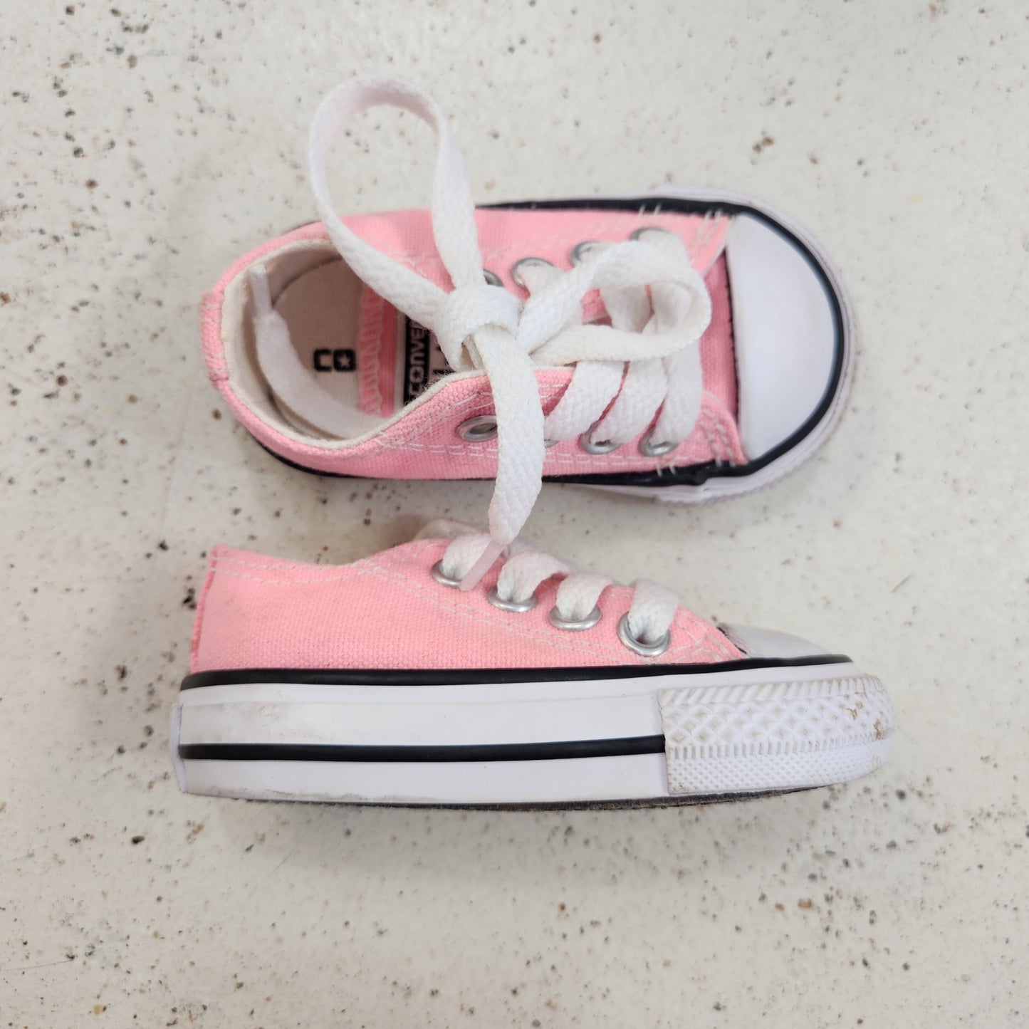 Size 2 | Converse Kids' Shoes | UBNUU