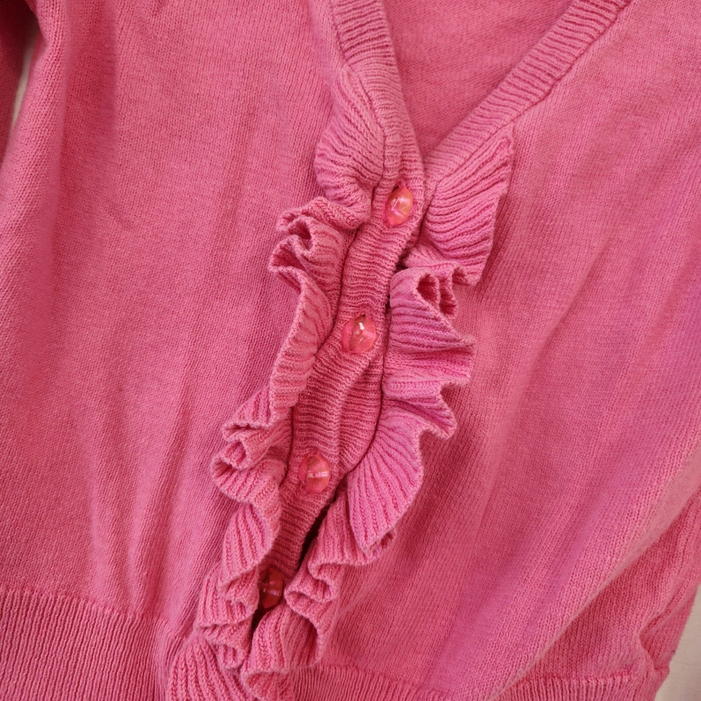 Size 3t | babyGap Ruffle Button Sweater | UBNUU