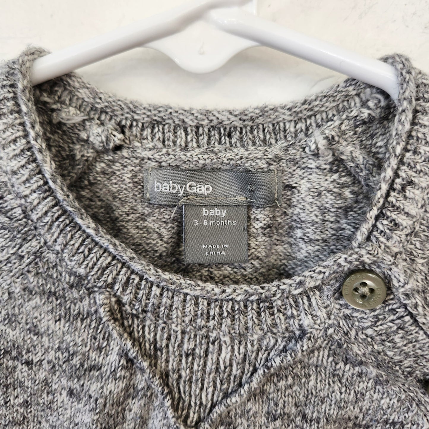 Size 3-6 months | babyGap Kids' Sweater Bodysuit | UBNUU