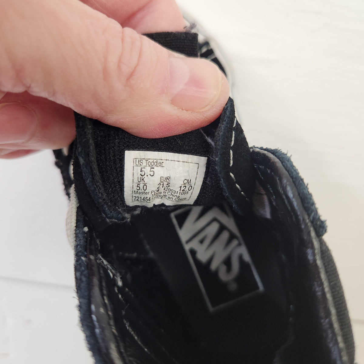 Size 5.5 US | Vans Kids' Shoes | UBNUU