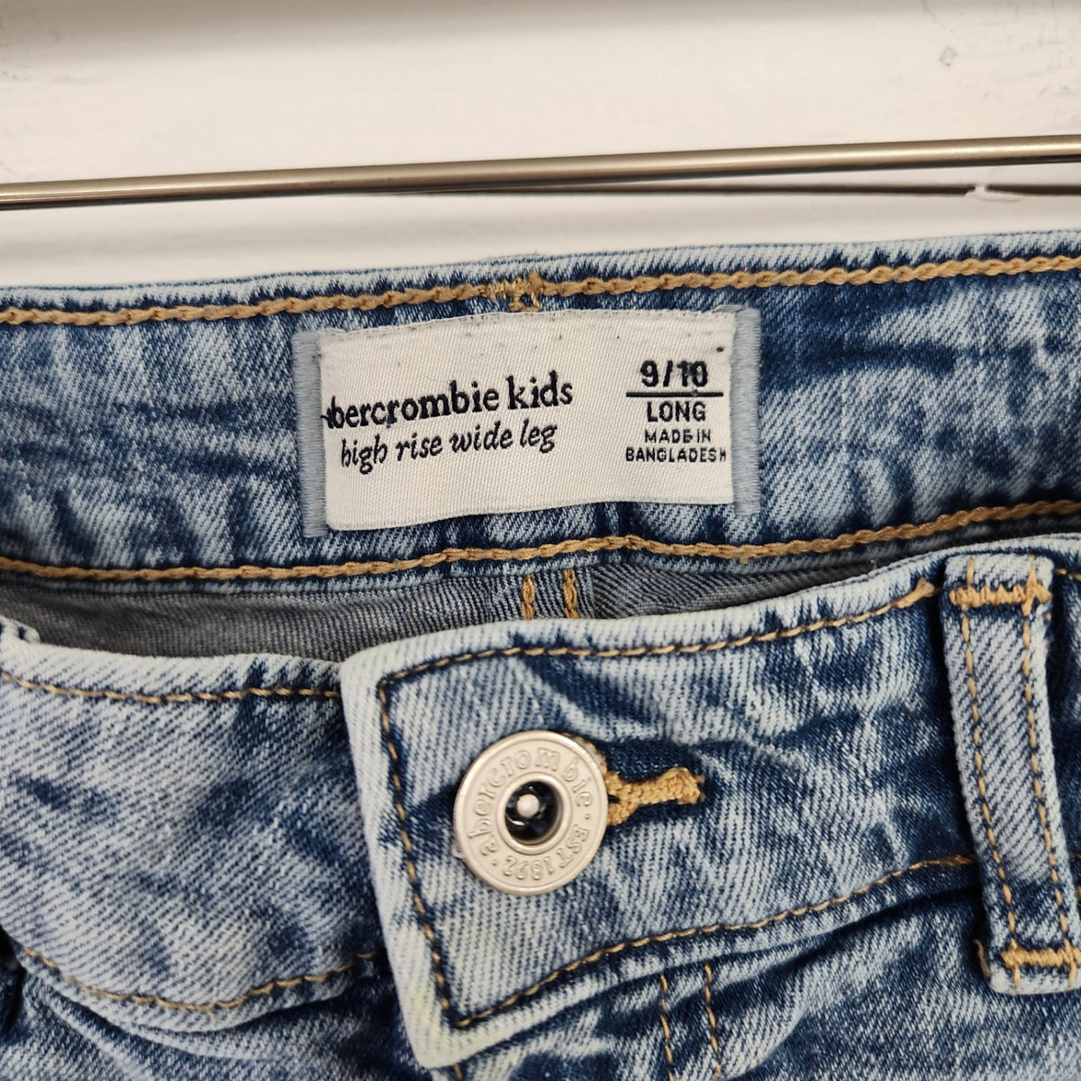 Size 9/10 | Abercrombie Kids Kids' Jeans | UBNUU