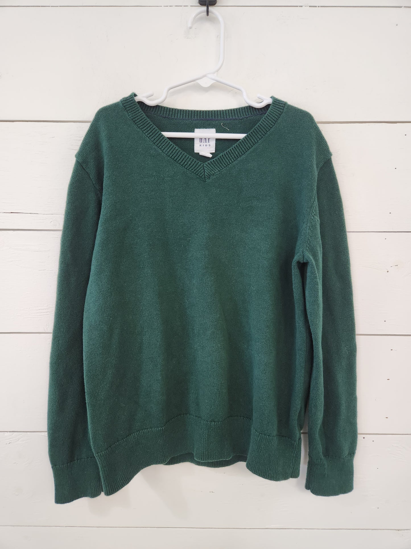 Size M | Gap V-Neck Sweater