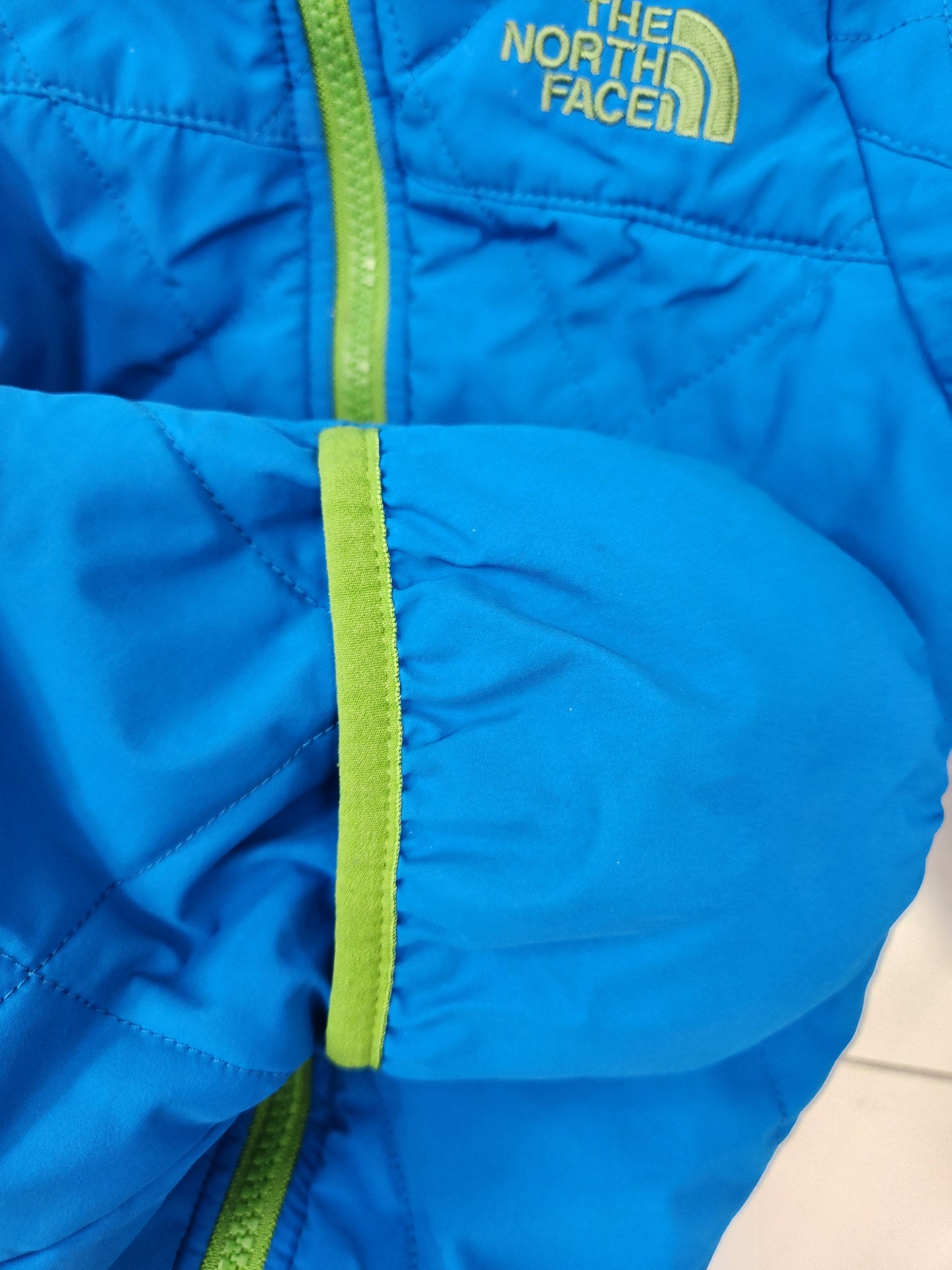 Size 6-12m | The North Face Snowsuit