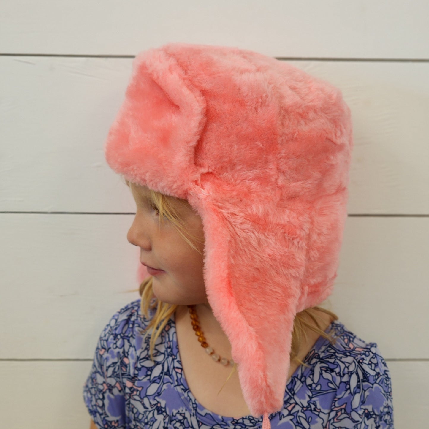 Size 54 | Skinande Stjärna Faux Fur Hat