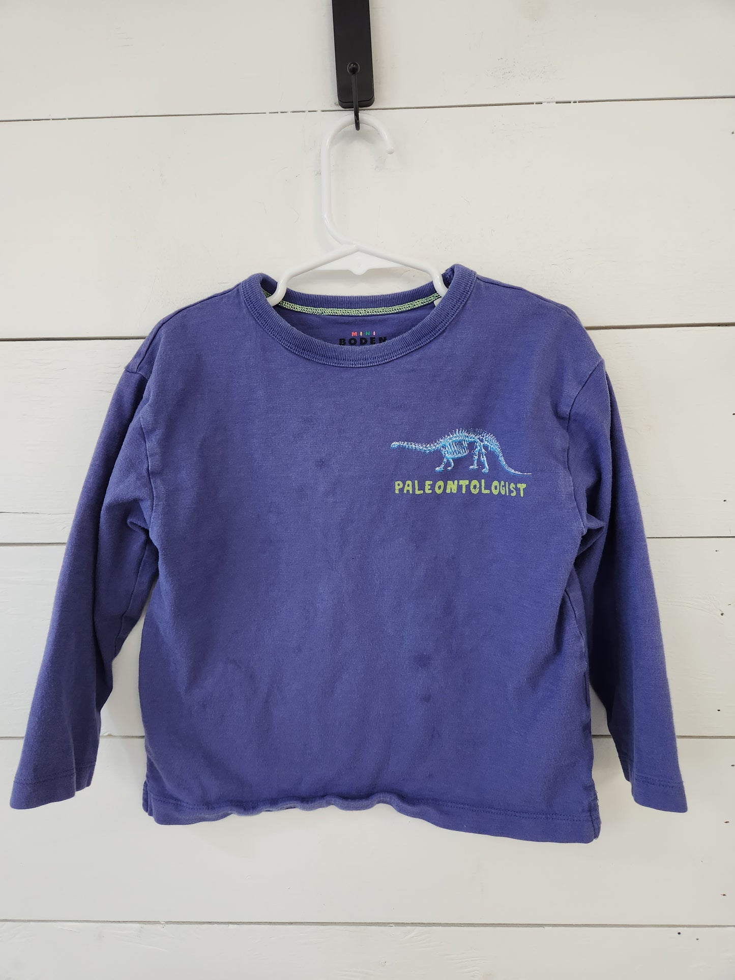 Size 4-5 | Mini Boden Paleontologist Long Sleeve *staining