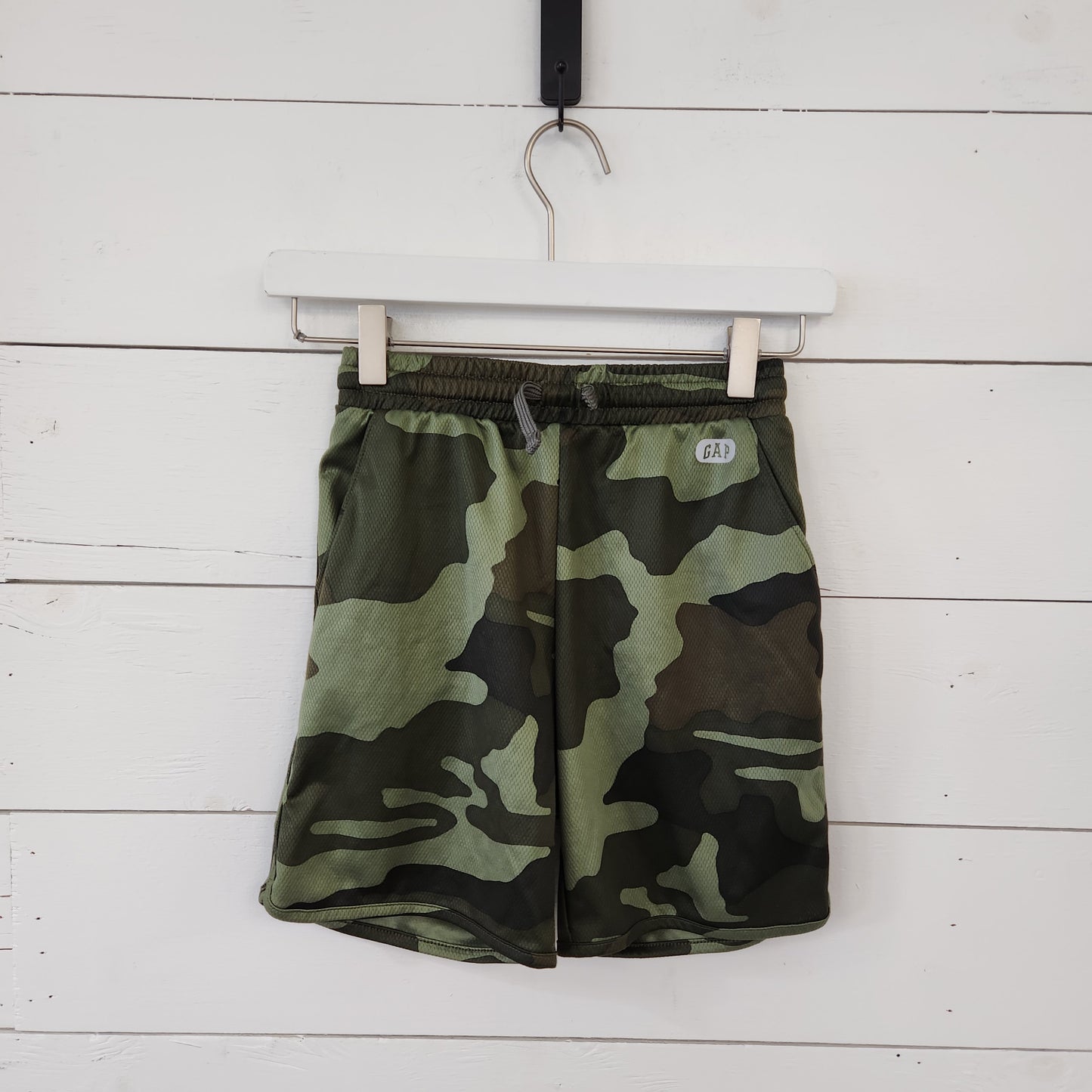 Size 6-7 | GapFit Camouflage Athletic Shorts