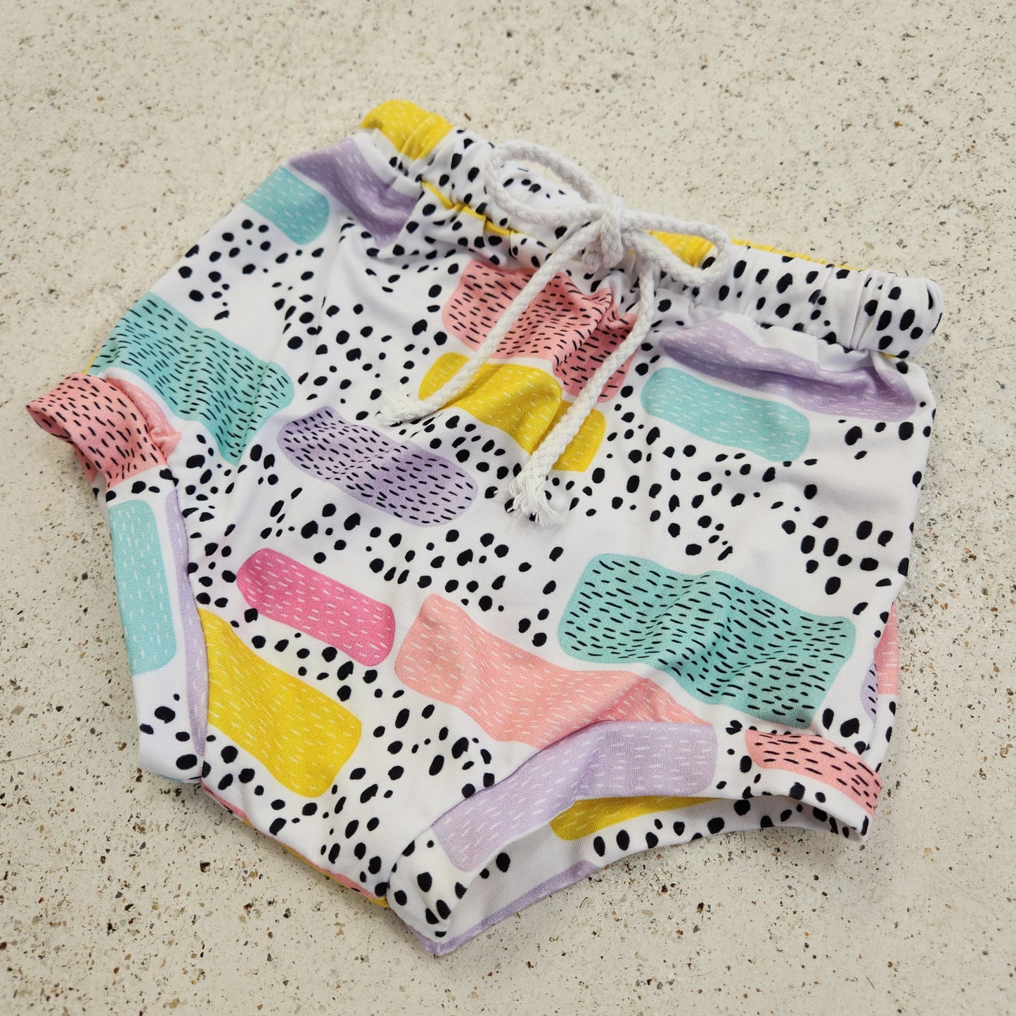 Size 2t | Bizzy Izzy Abstract Art Bloomer