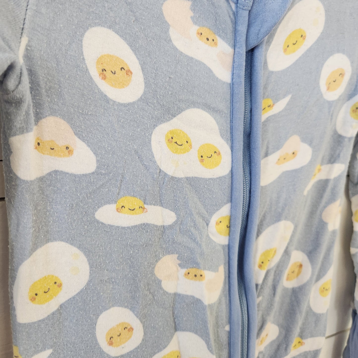 Size 18-24m | Angel Dear Egg Footie *piling