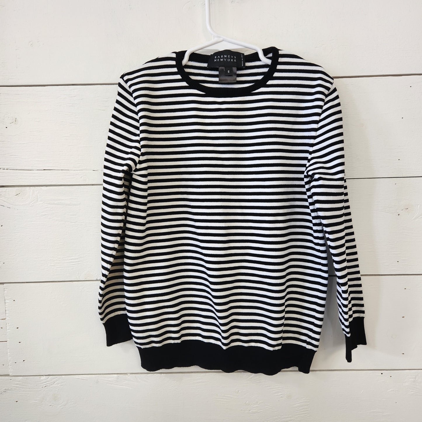 Size 8ish | Barneys New York Crewneck