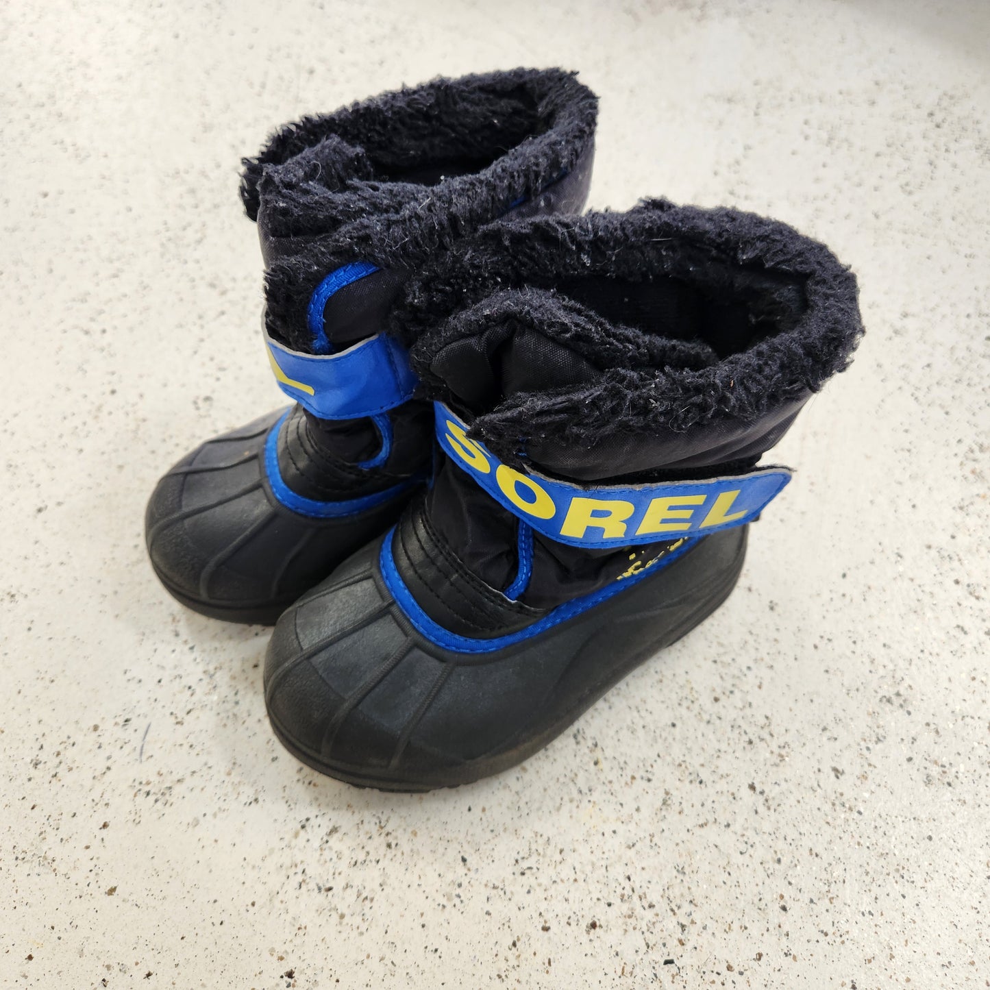 Size 10 | Sorel Black & Blue Snow Boots