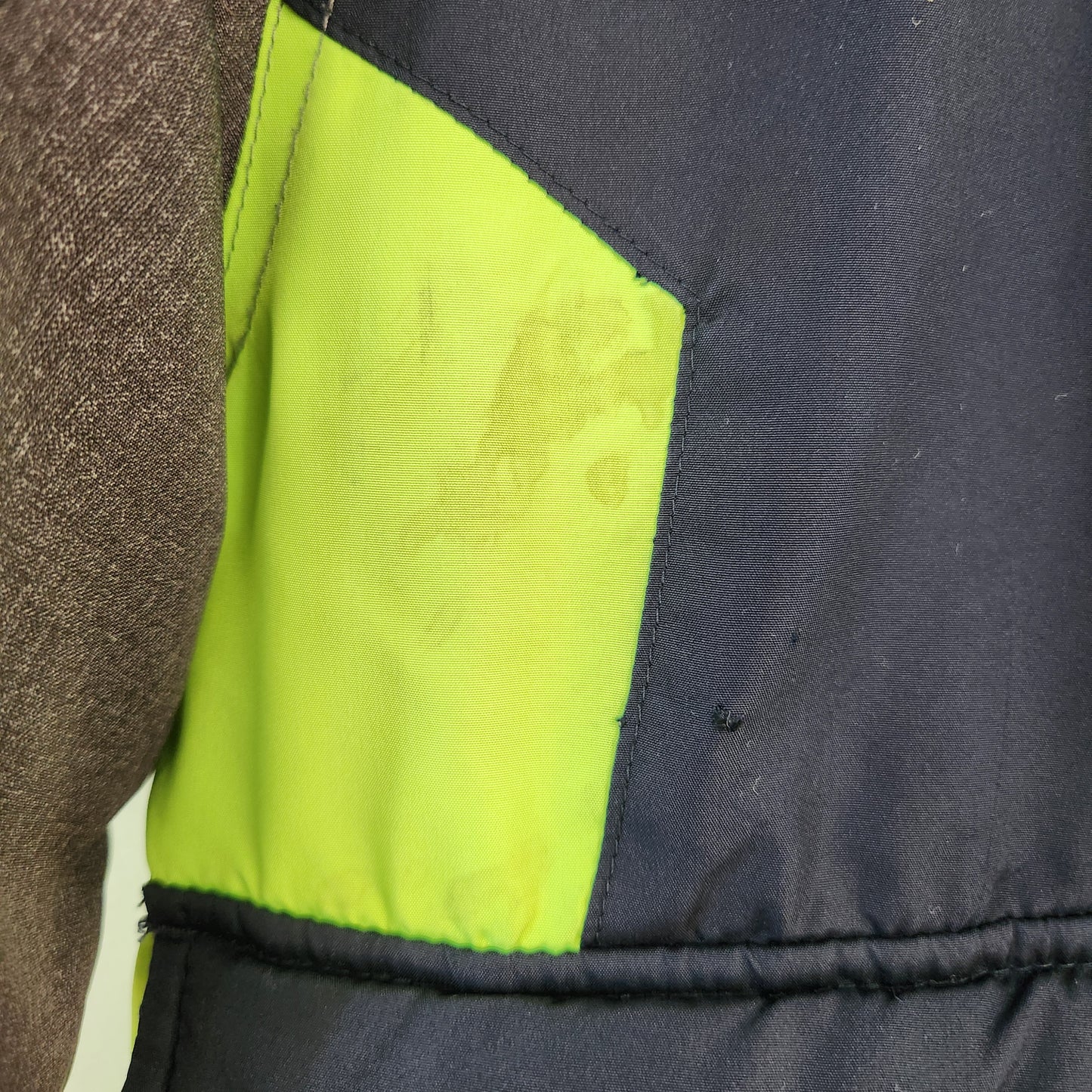 Size 4 | Osh Kosh Navy & Green Coat *staining