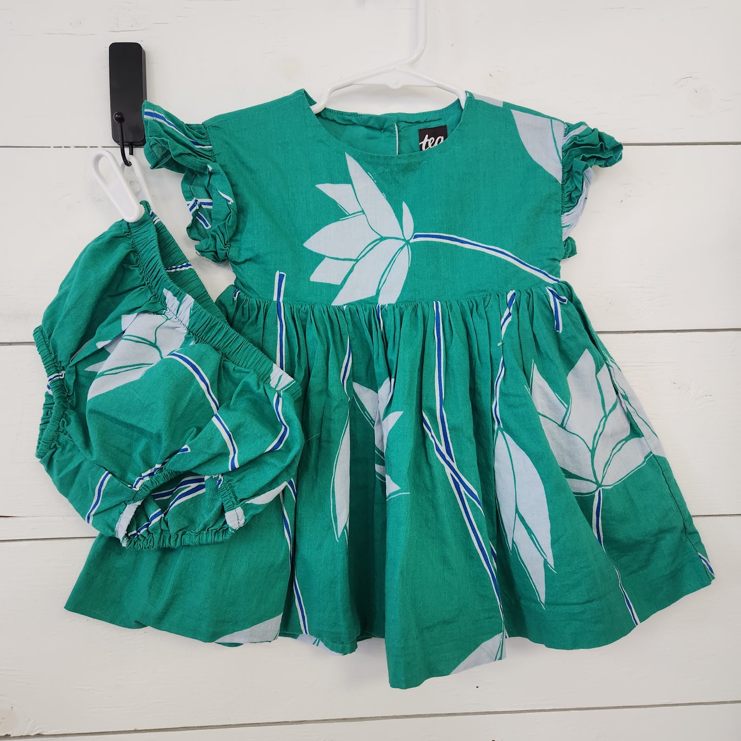 Size 12-18m | Tea Green Dress w/ Bloomer