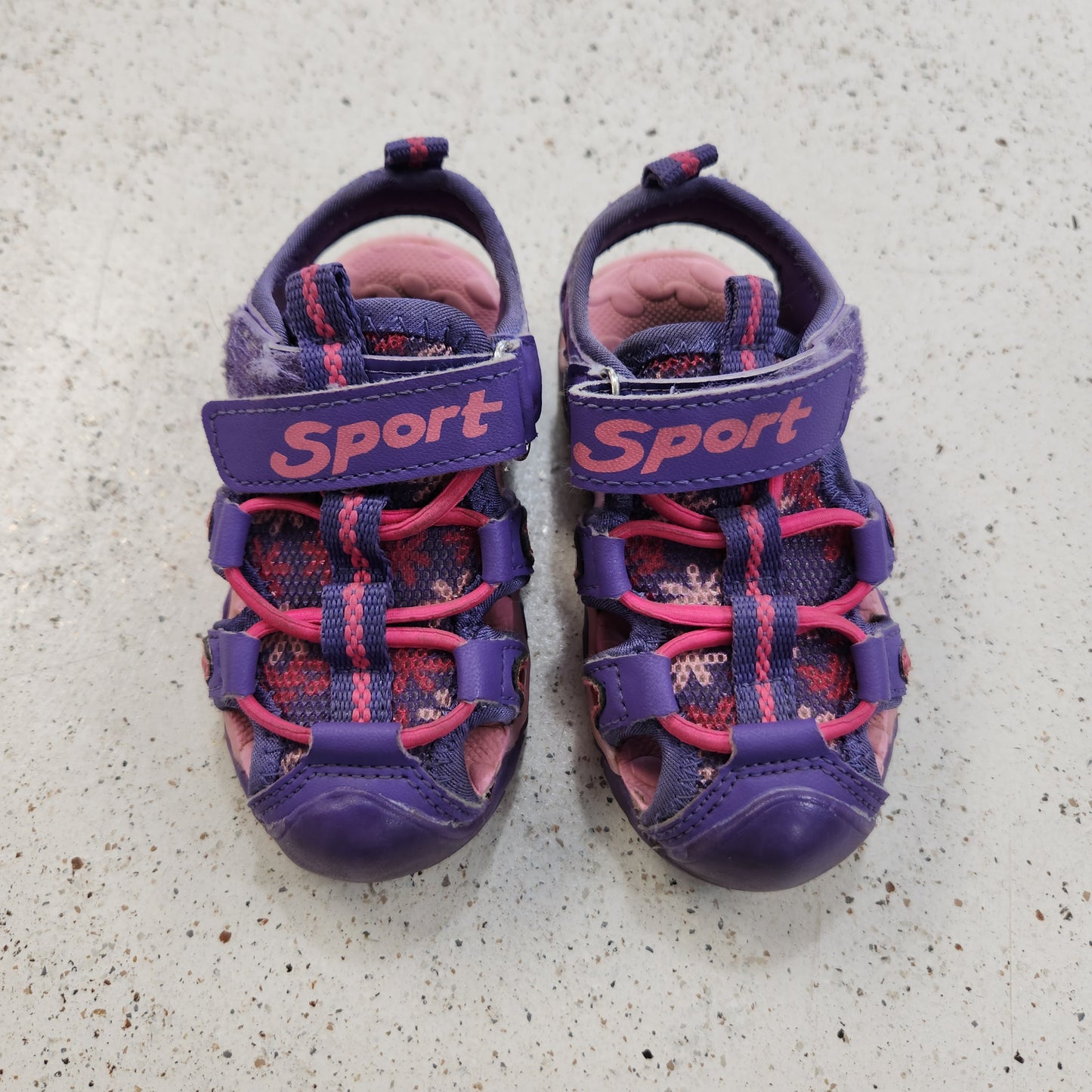 Size 7 | Sport Sandals