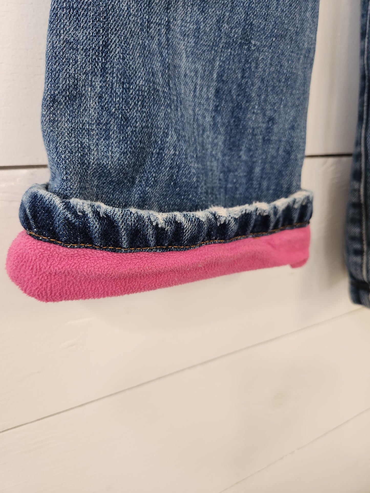 Size 4 | Gap Adjustable Fleece Lined Flare Jeans *wear