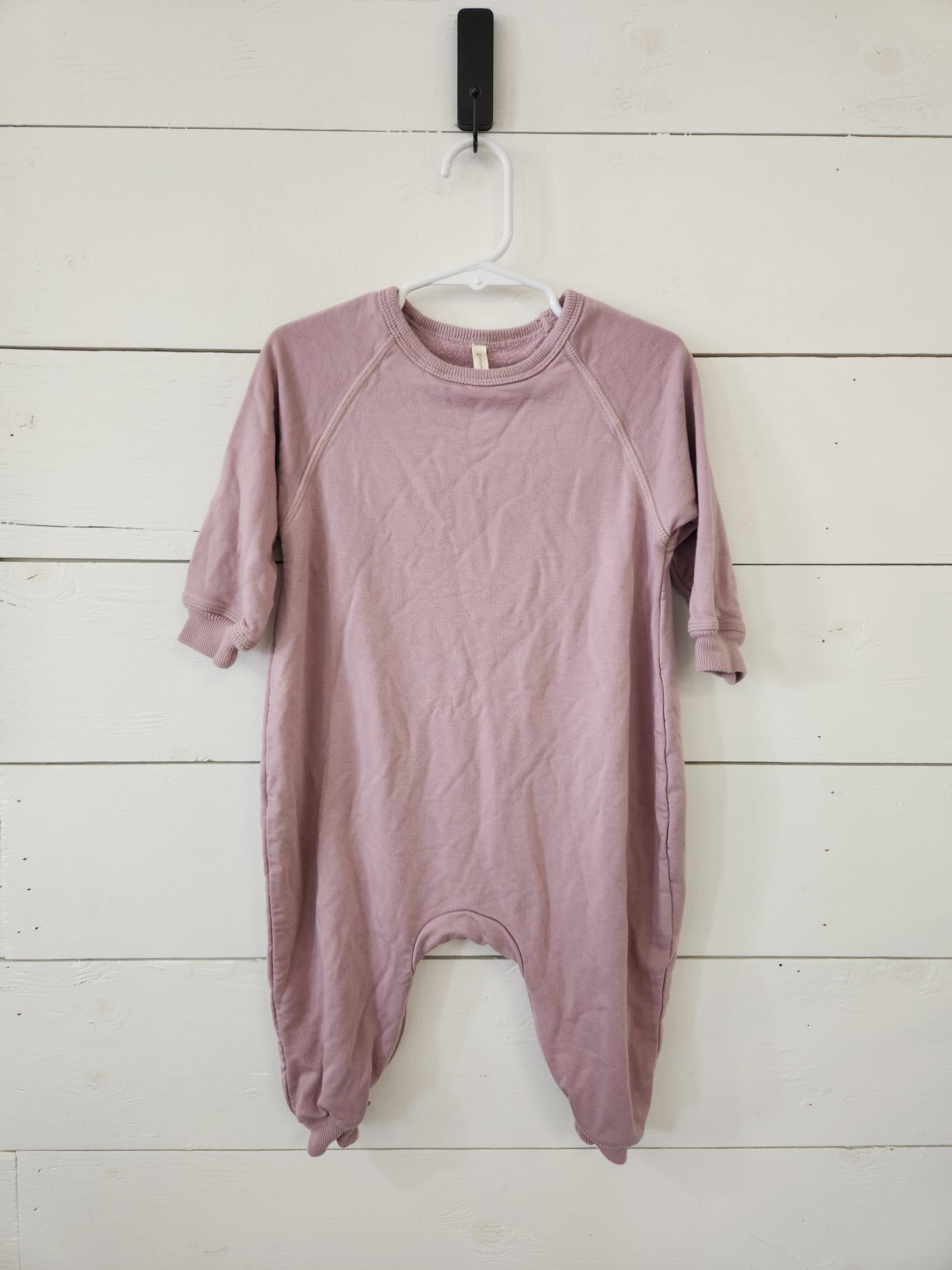 Size 12-18m | Gunamuna Lavender Zip Bottom Romper