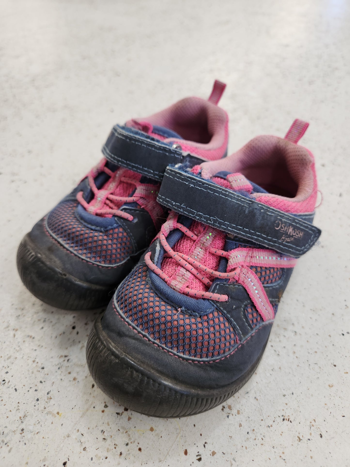 Size 7 | Osh Kosh Pink & Blue Velcro Shoes *wear