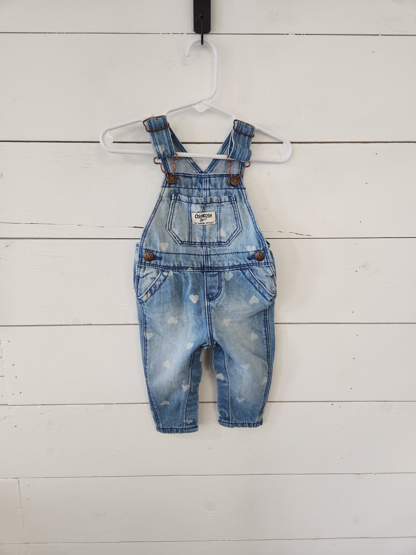 Size 6m | Osh Kosh Heart Overalls