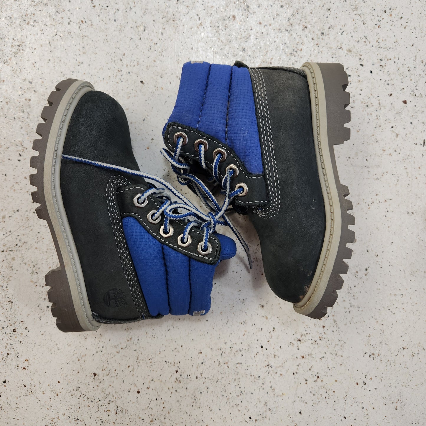 Size 6.5 | Timberland Boots *wear