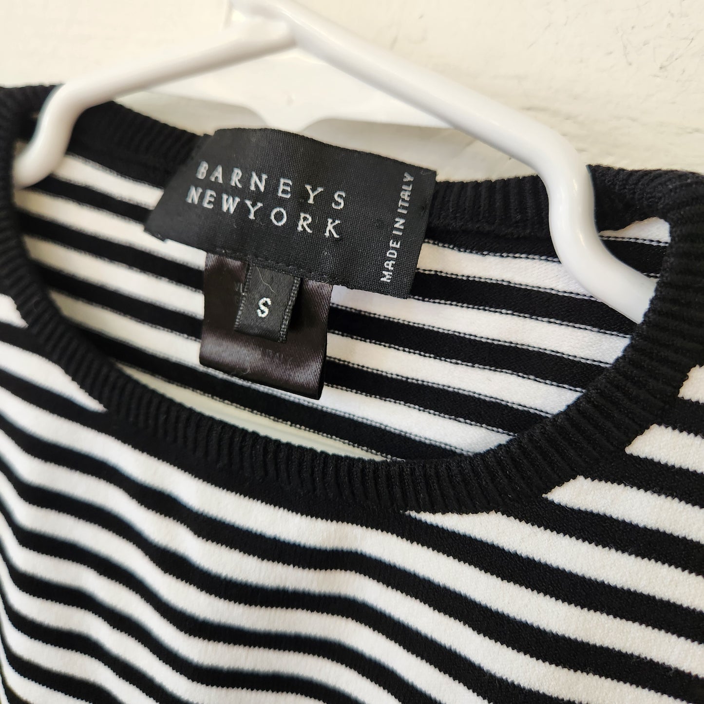 Size 8ish | Barneys New York Crewneck