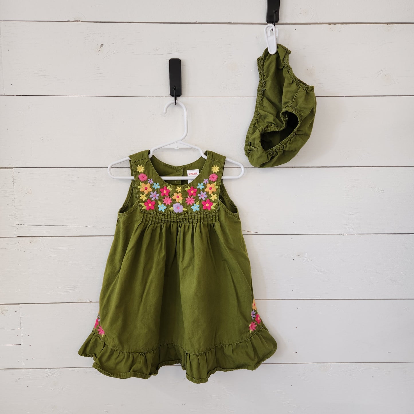 Size 2t | Gymboree Green Embroidered Dress Set