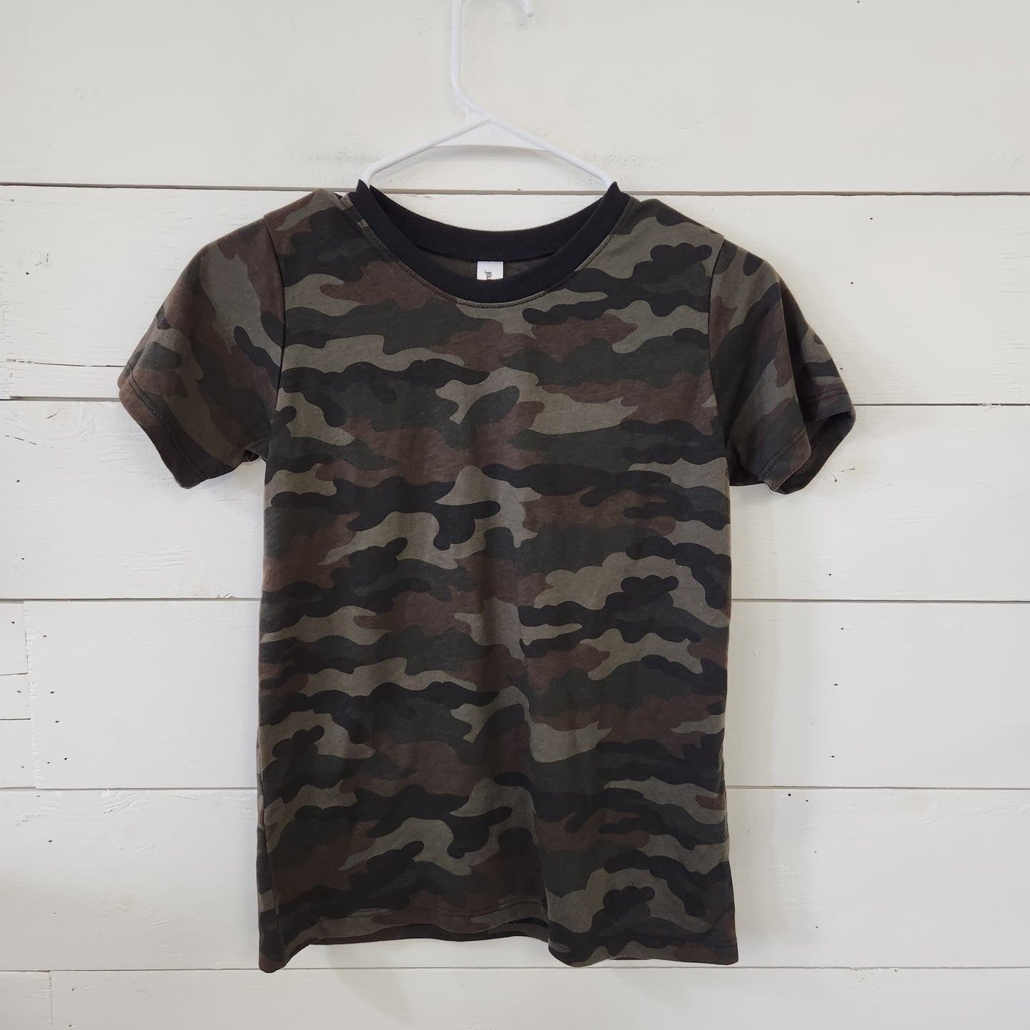Size 10 | Royal Apparel Camo T-Shirt