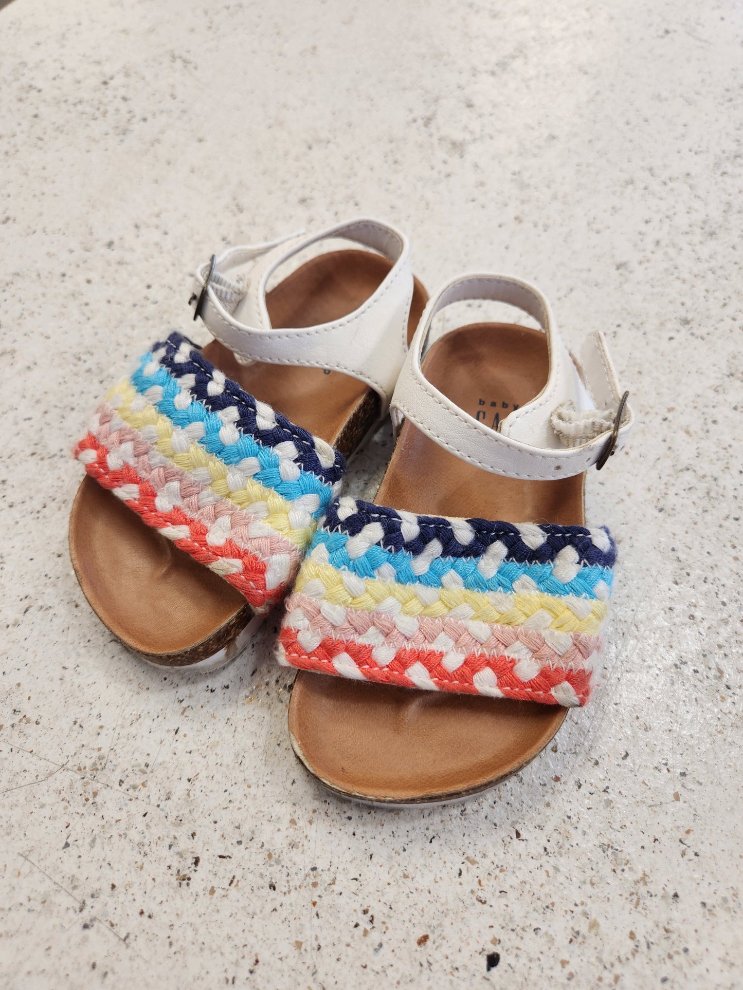 Size 5-6 | Gap Sandals