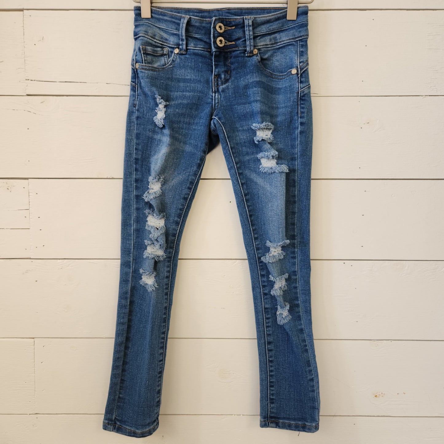 Size 8 | Go Go Star Distressed Skinny Jeans