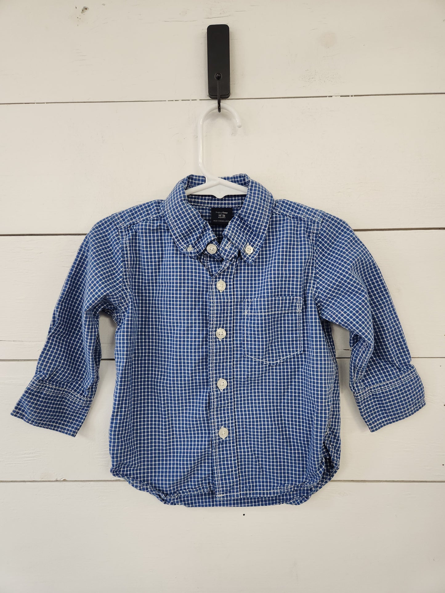 Size 12-18m | Gap Blue Buttondown