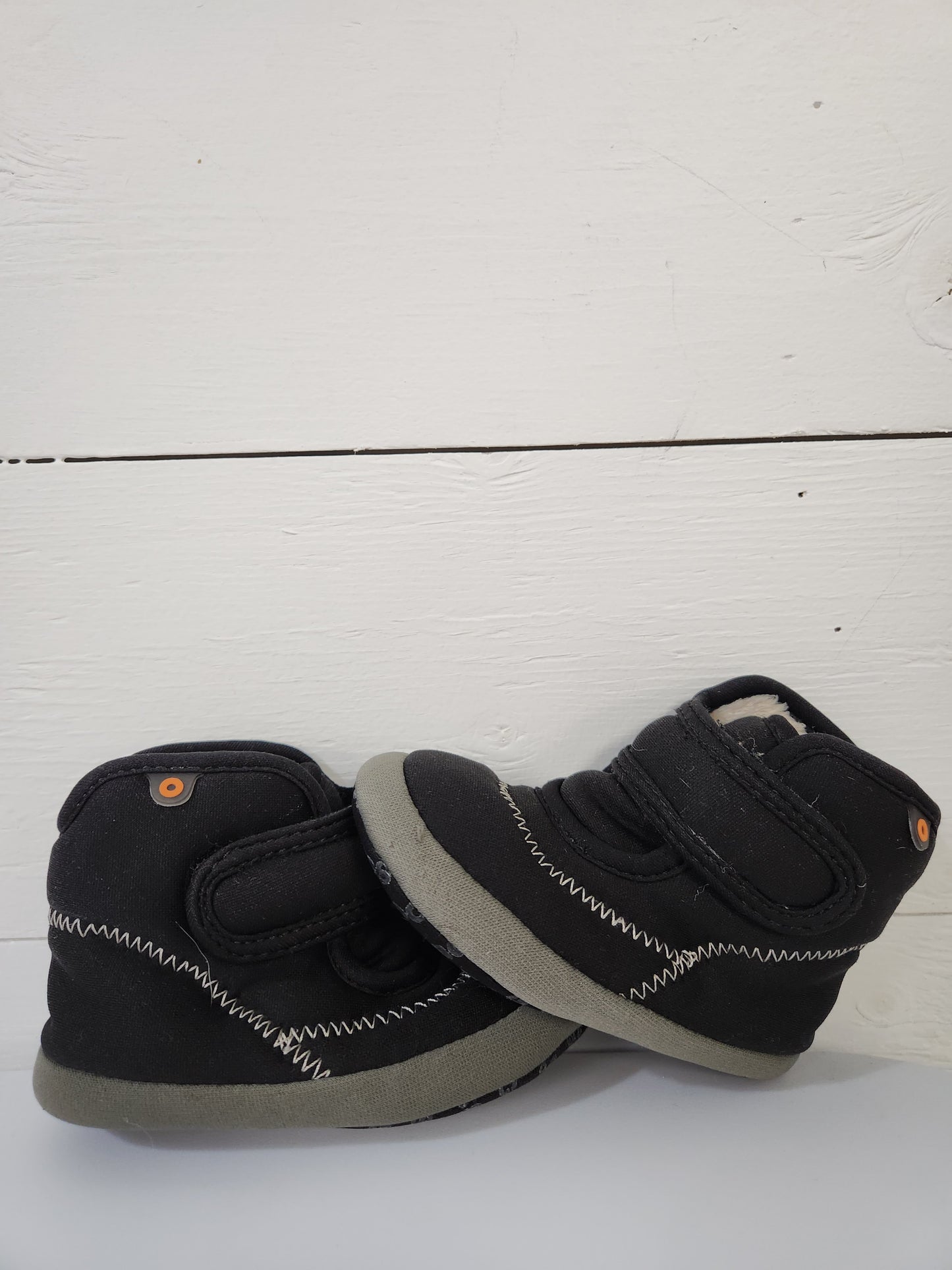 Size 6 | Bogs Infant boots