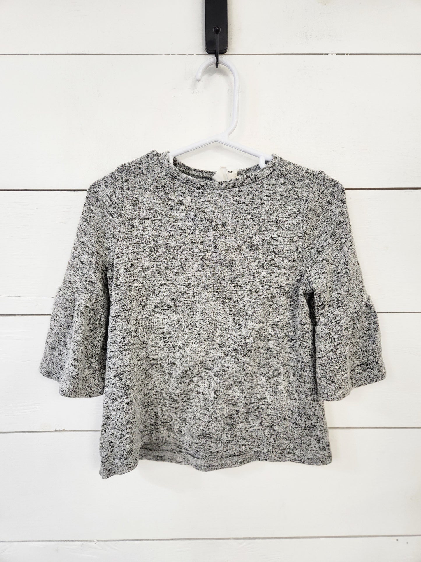Size 2t | Crazy 8 Bell Sleeve Shirt