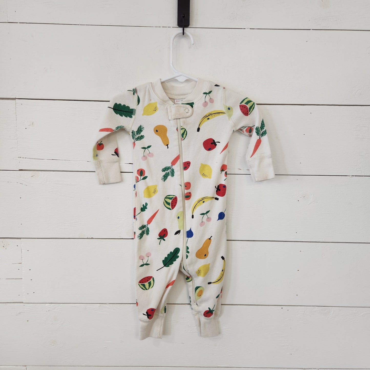 Size 6-12m | Hanna Andersson Fruit Romper *stains
