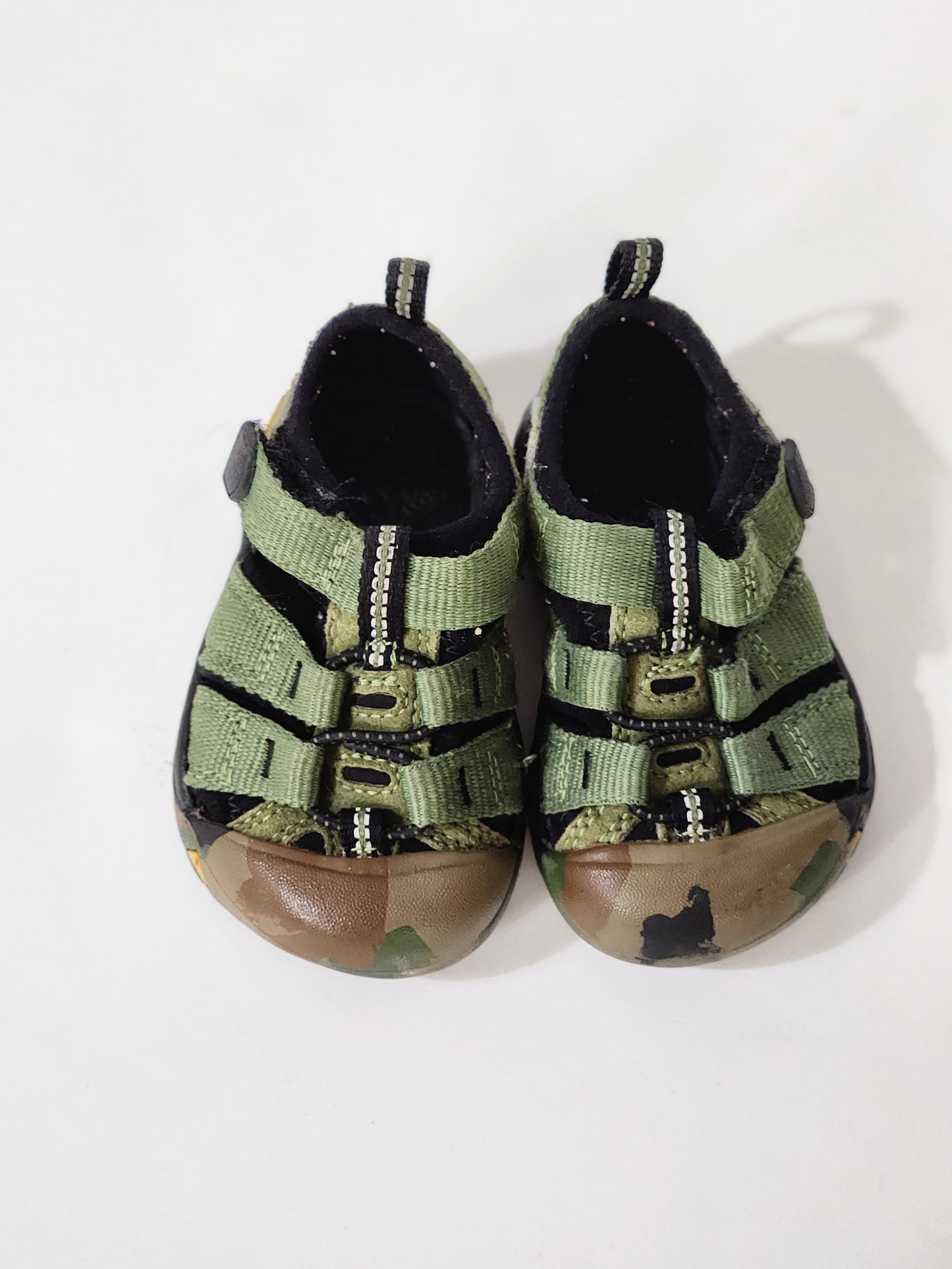 Size 2 | Keen Sandals -Green Camo