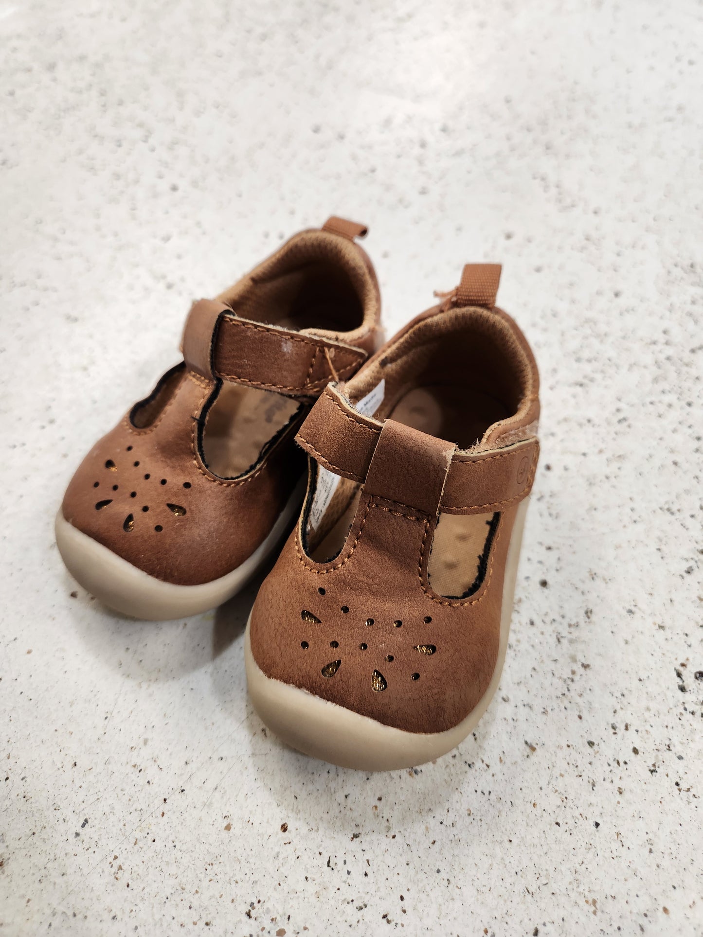Size 3m | Stride Rite Tan Velcro Shoes