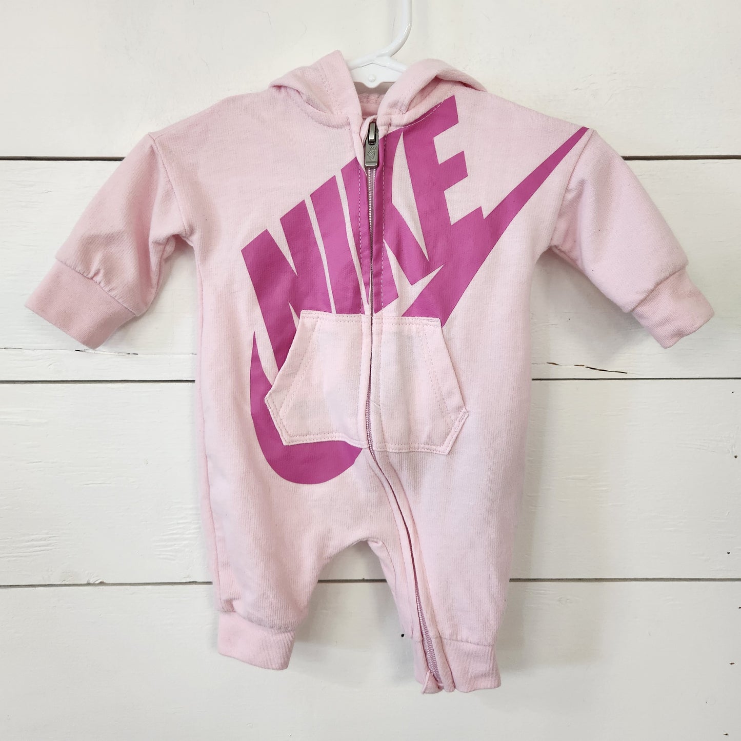 Size NB | Nike Pink Romper