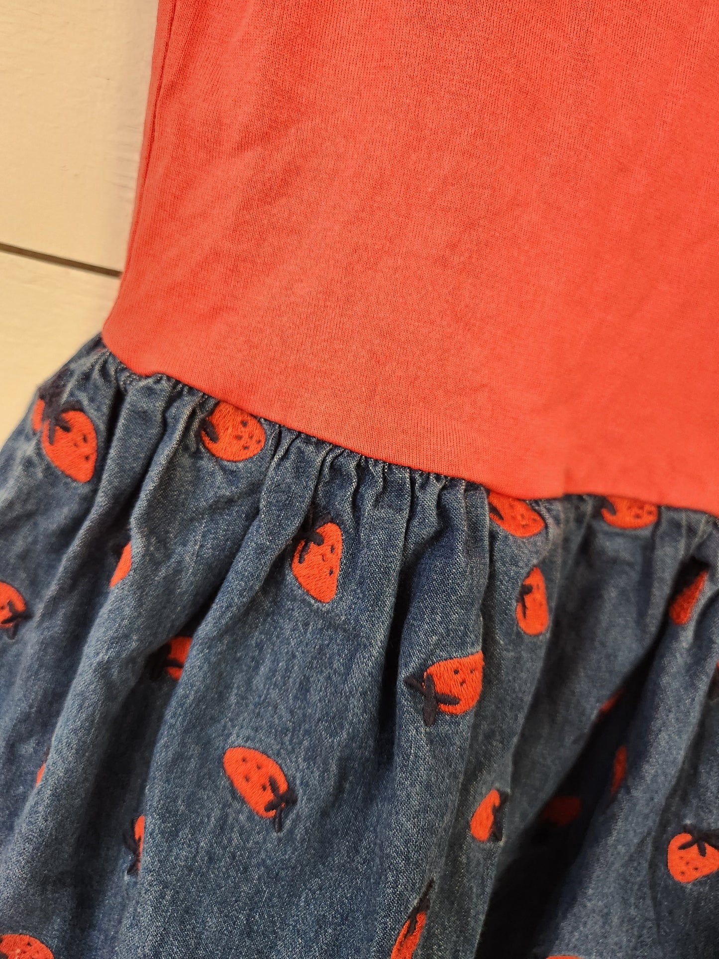 Size 6-7 | Hanna Andersson Strawberry Dress