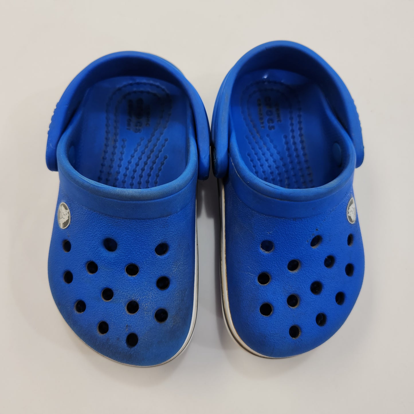 Size 6 | Crocs
