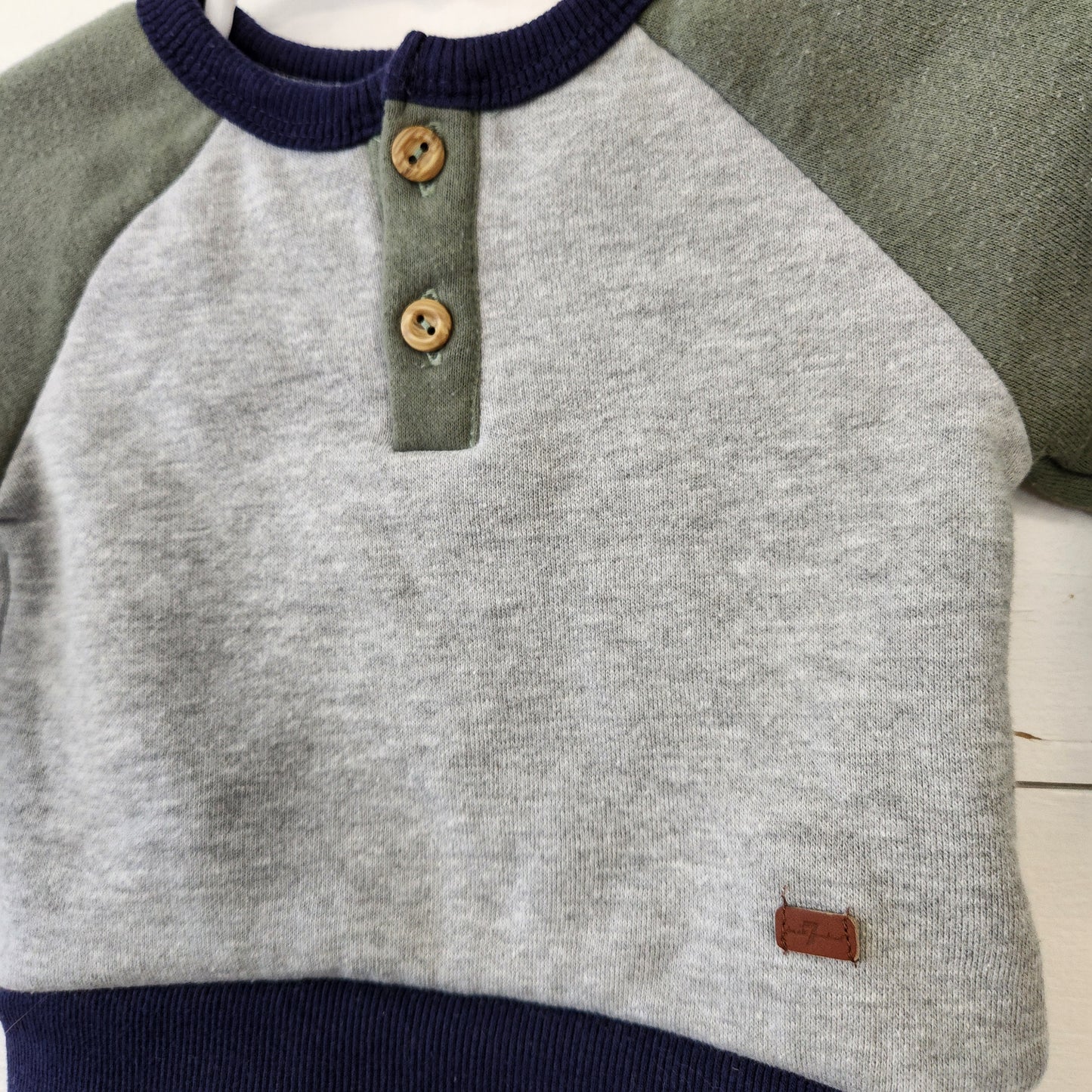 Size 3-6m | 7 For All Mankind Crew Shirt