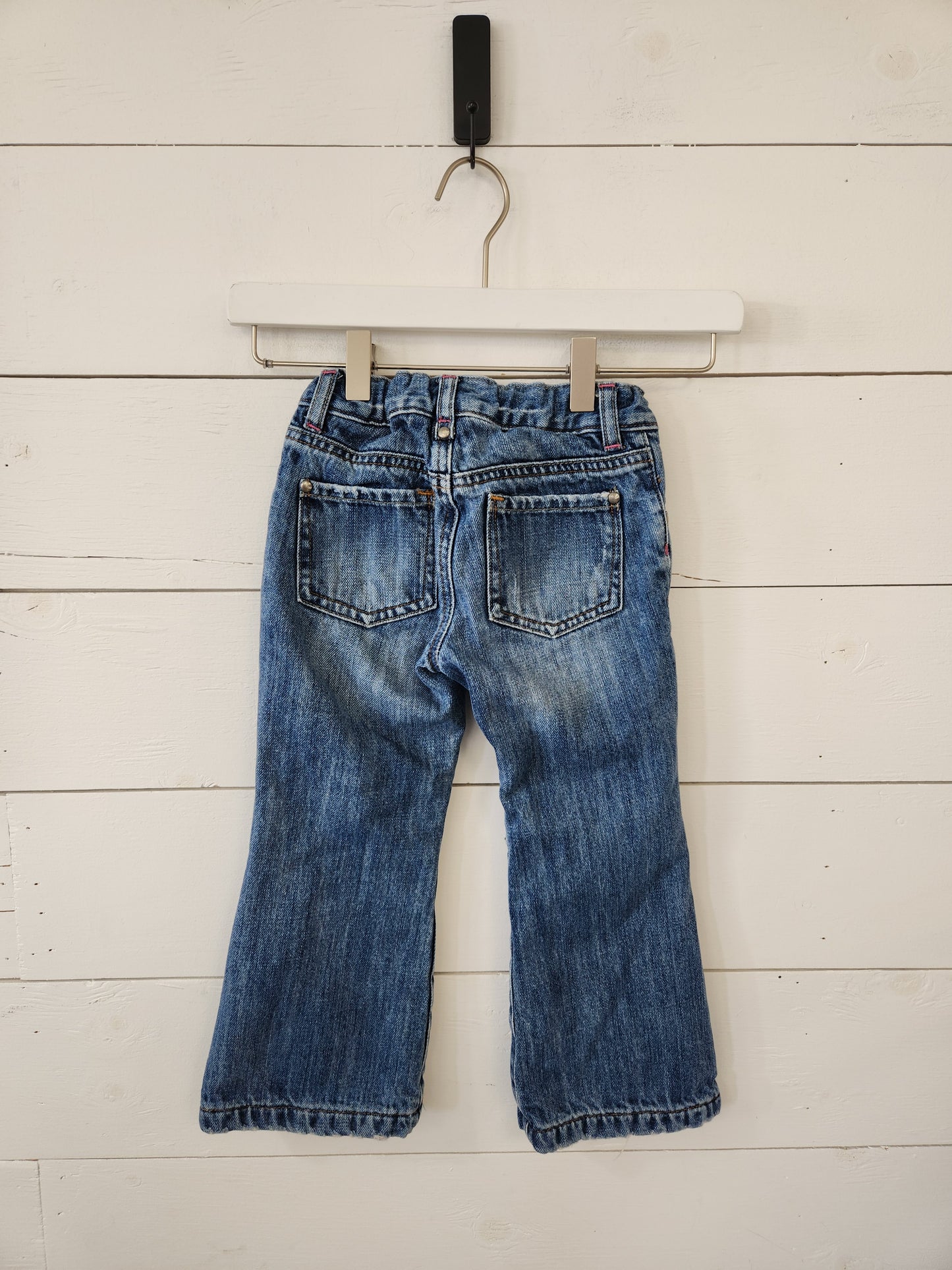 Size 4 | Gap Adjustable Fleece Lined Flare Jeans *wear