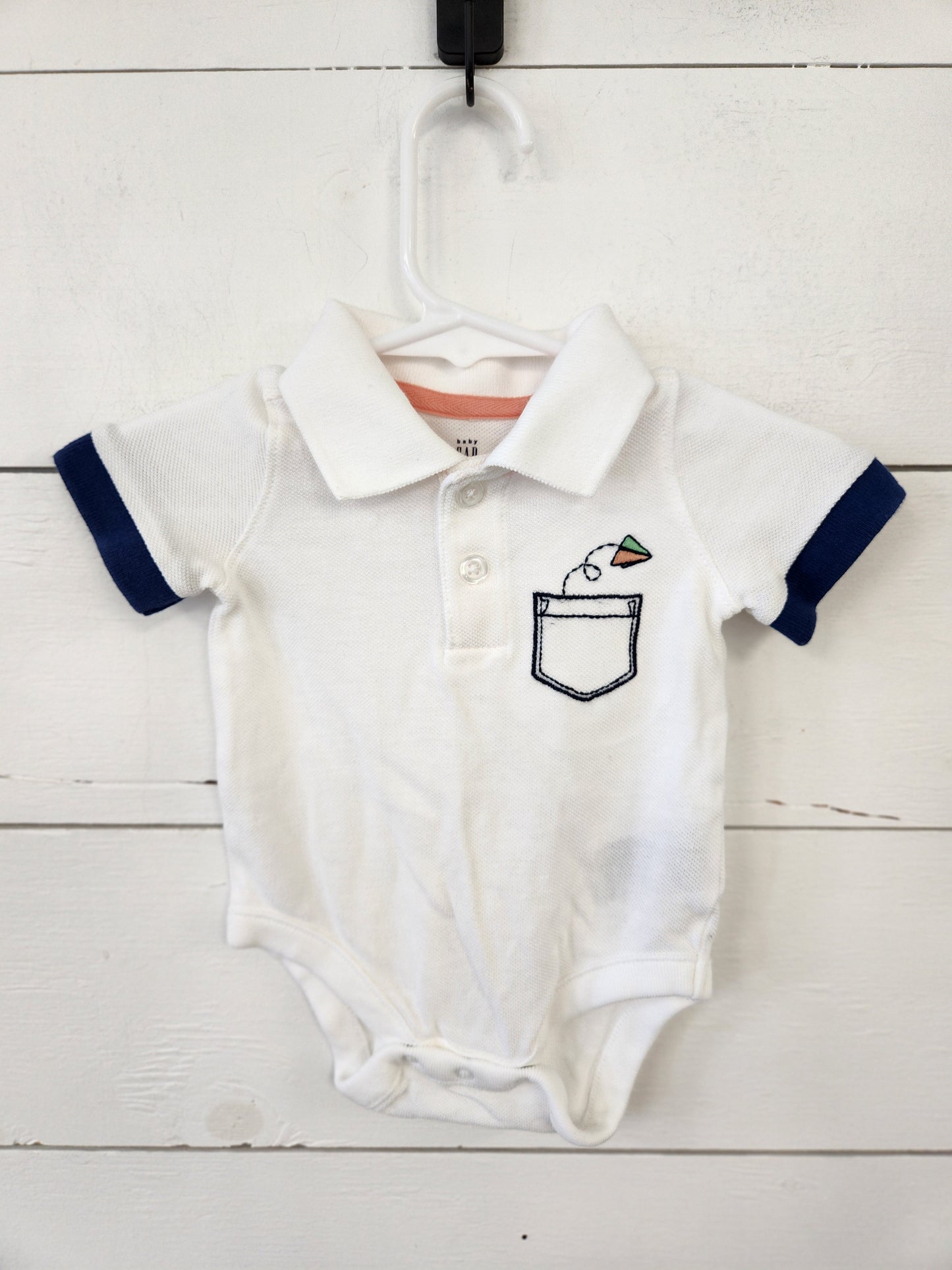 Size 0-3m | Baby Gap Paper Plane Collared Onesie