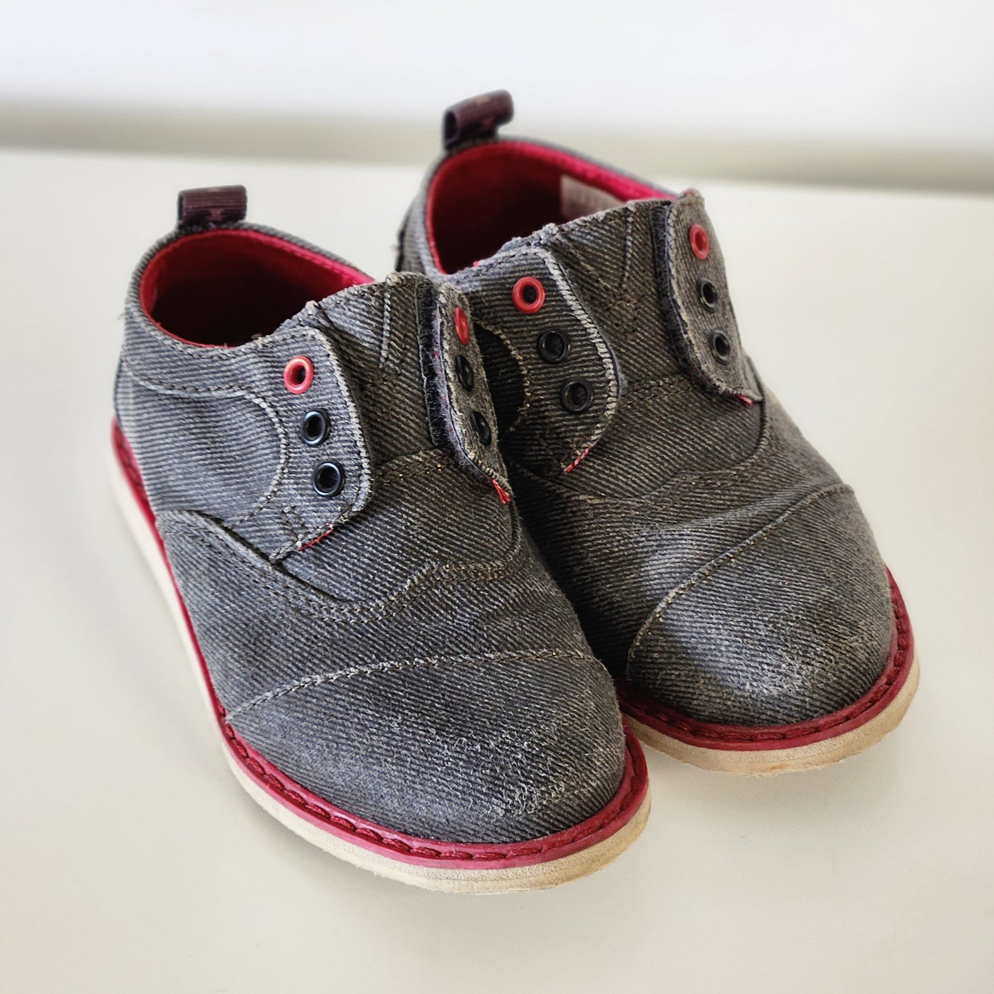 Size 9 | Toms shoes