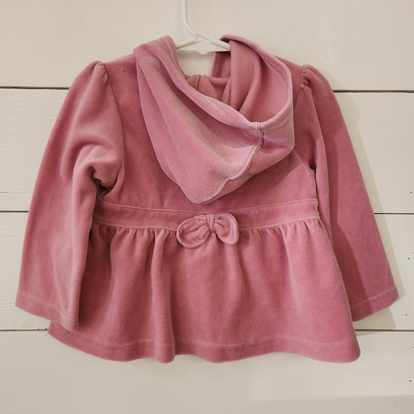 Size 2t | Gymboree velvety Zip Up sweater | Secondhand