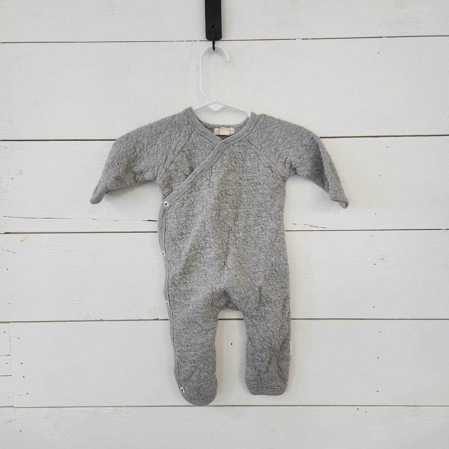 Size 0-3m | Burt's Bees Grey Romper