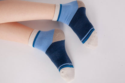 Oaki - Merino Wool Mini-Crew Socks (Kids): Mountain / Big Kid