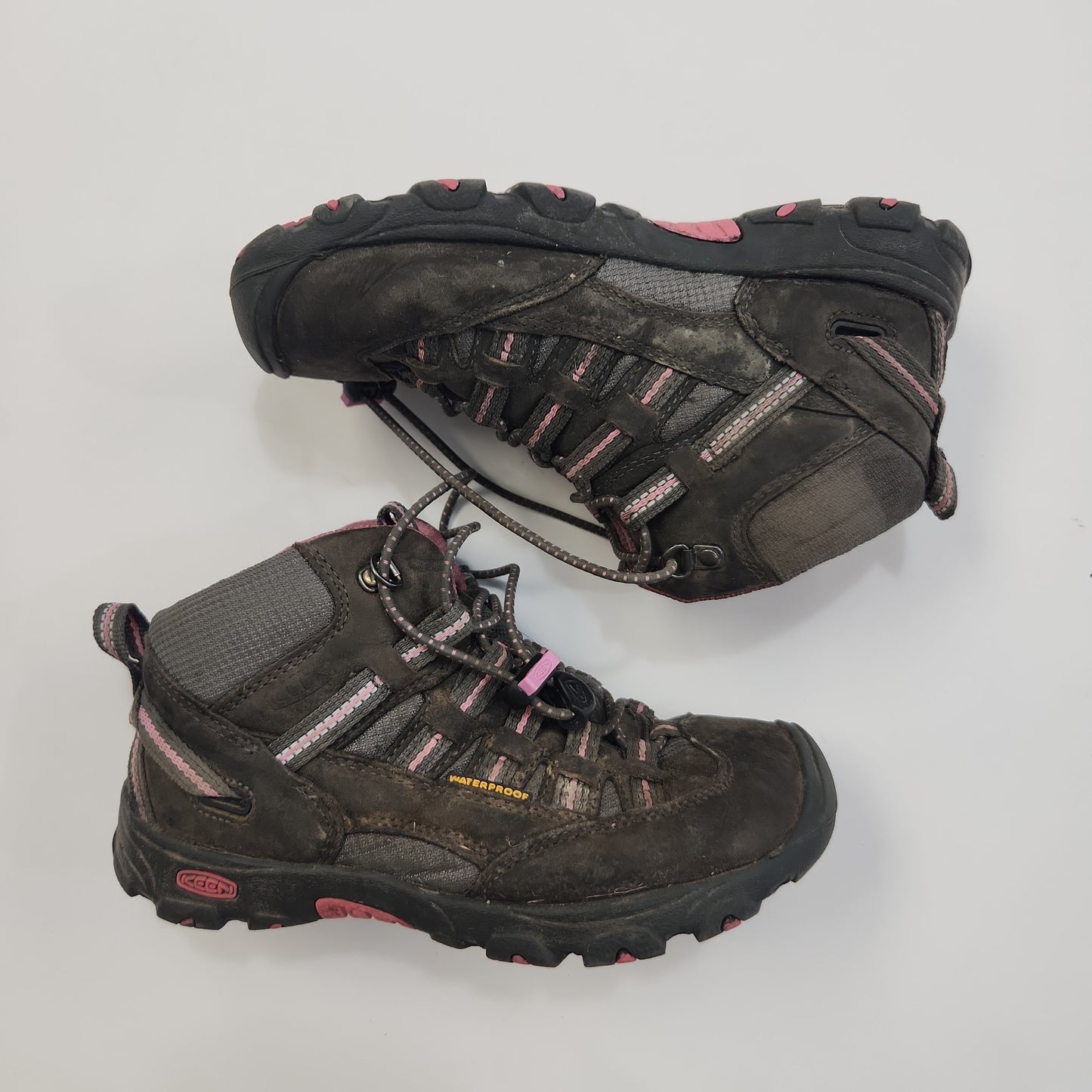 Size 1 | Keen Hiking Boots | Secondhand